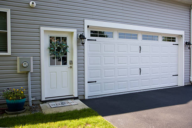 24/7 Emergency Garage Door Panel Replacement experts in Byron, CA